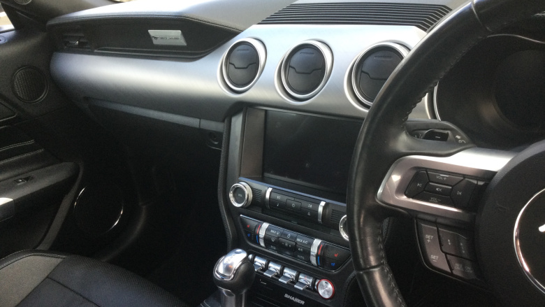 Ford Mustang 5.0 V8 GT 2dr Auto Petrol Coupe